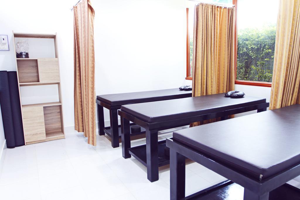 Vantage Health Resort Nong Prue Bagian luar foto